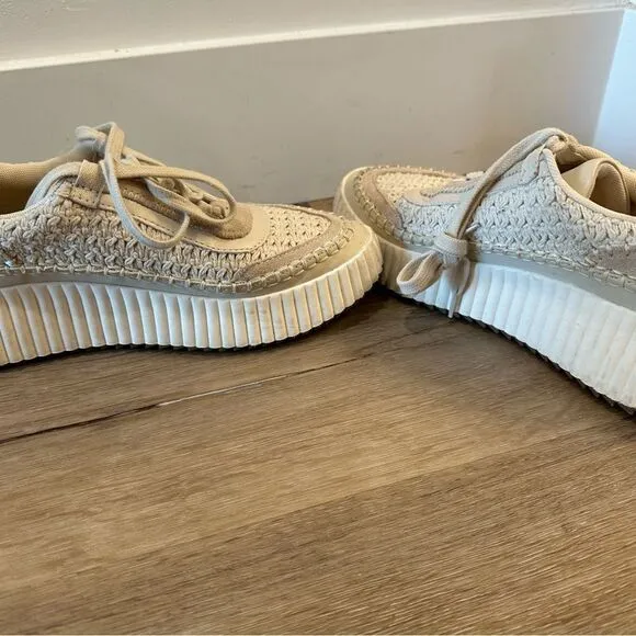 Dolce Vita Dolen Sneakers in Sandstone Knit size 8.5