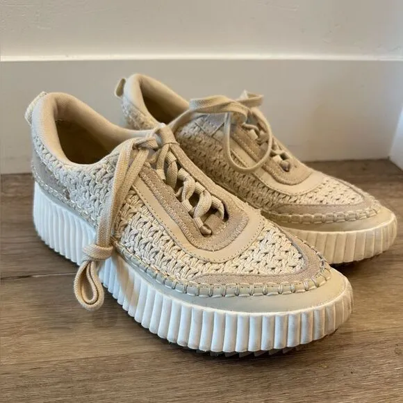 Dolce Vita Dolen Sneakers in Sandstone Knit size 8.5