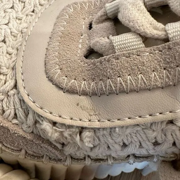 Dolce Vita Dolen Sneakers in Sandstone Knit size 8.5