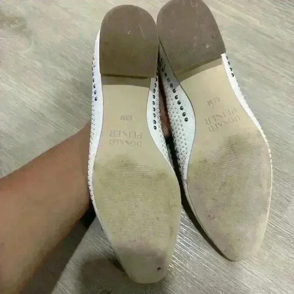 Donald J Pliner Dora Jeweled white Ballerina Flat 6.5