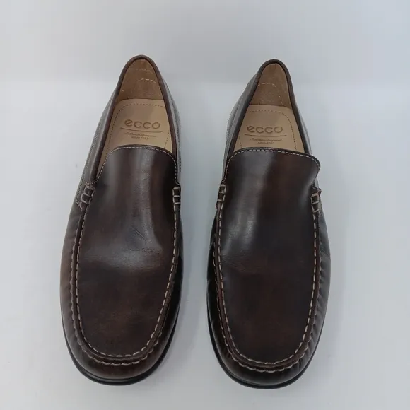 ECCO Classic Moc 2.0 Driving Loafers