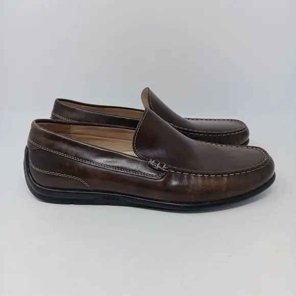 ECCO Classic Moc 2.0 Driving Loafers