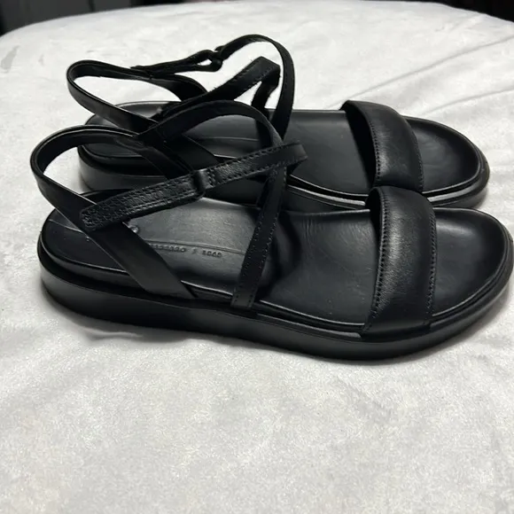 Ecco Flowt LX Black Leather Strappy Sandals New without Box EUR 38 US 7.5
