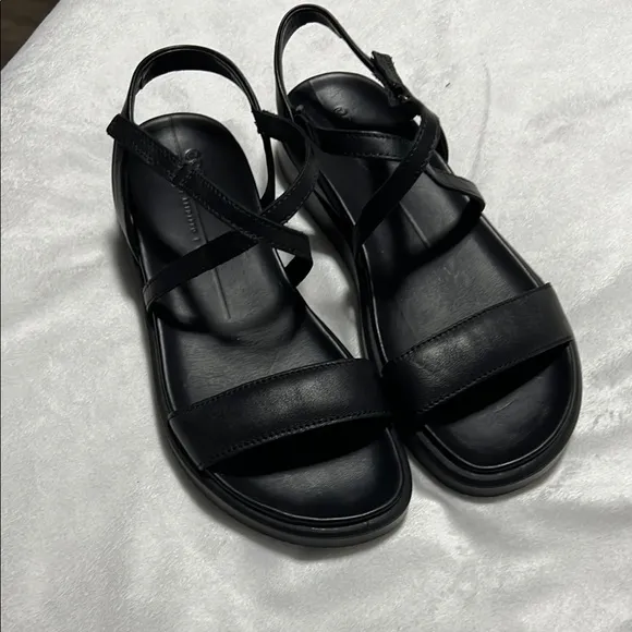 Ecco Flowt LX Black Leather Strappy Sandals New without Box EUR 38 US 7.5