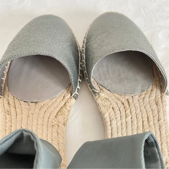 EILEEN FISHER Coy Skimmer Espadrille Flat in Gunmetal