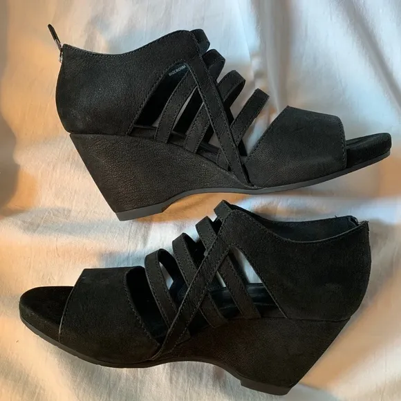 Eileen Fisher 'Dewey' black strappy wedge sandals