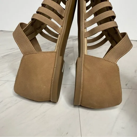 Eileen Fisher Rato Tan Nubuck Strappy Sandal 7.5