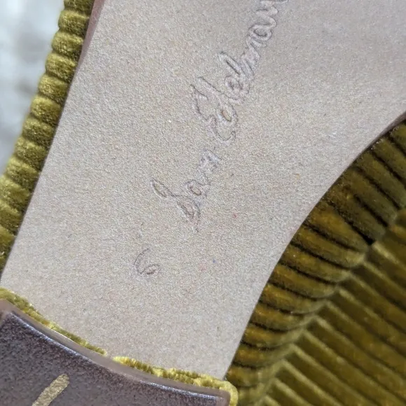 EUC Anthropologie Sam Edelman Janina Pointed Toe Flat in Chartreuse