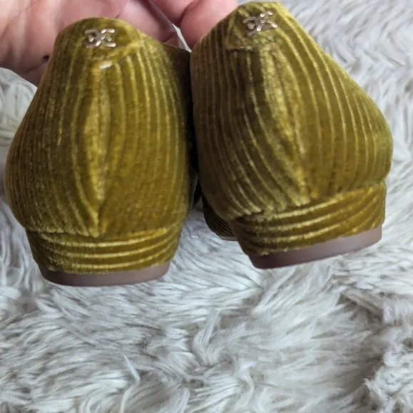 EUC Anthropologie Sam Edelman Janina Pointed Toe Flat in Chartreuse