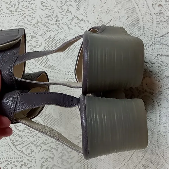 Fly London &quot;Yula&quot;  Gray Leather Wedge Sandals Size 37/6.5
