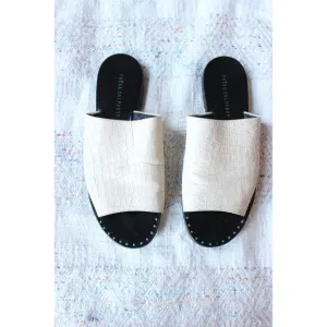 Freda Salvador White Pure Crocodile Leather Flat Sandals Size 7