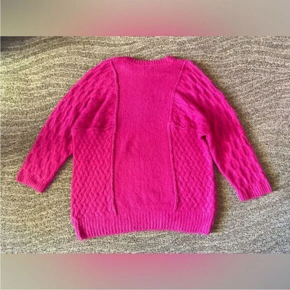 Free People Pink Loveship Chunky Cable Sweater Mini L