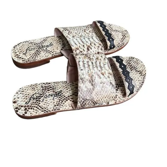 Free People Saturaday Snake Strappy Leather Flat Sandals 41/10