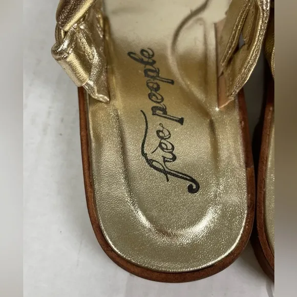 FREE PEOPLE Woven River Sandals Platina GoldResortwear Boho Flat Leather NWOB