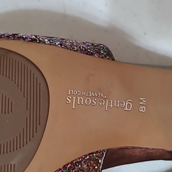Gentle Souls by Kenneth Cole Glittered heeled sandals size 8