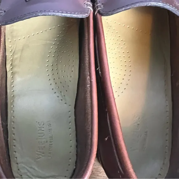 G.H. Bass &amp; Co - Women's Weejuns Leather Tassle Loafers Brown - Sz. 8.5