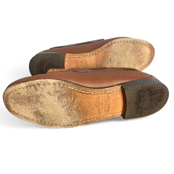 G.H. Bass &amp; Co - Women's Weejuns Leather Tassle Loafers Brown - Sz. 8.5