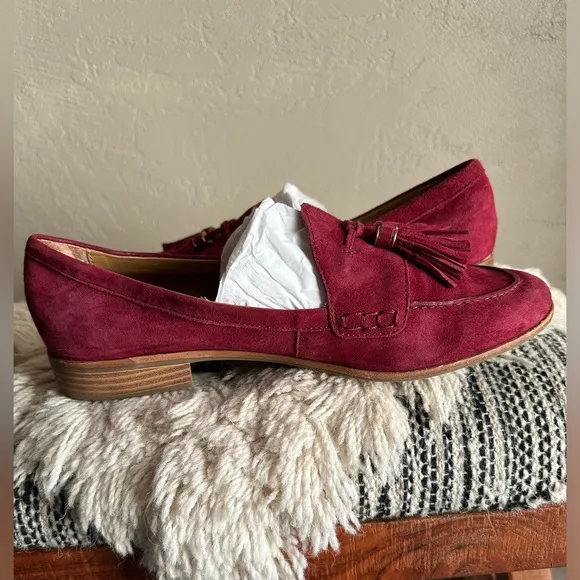 G.H. Bass Estelle Tassel Red/Burgundy Loafers Women's Size 10 Classic On-Trend