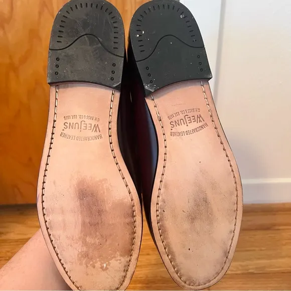 G.H. Bass Whitney Weejuns Whitney Penny Loafers Size 8.5 Burgundy