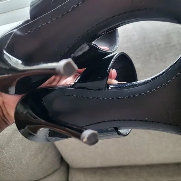 Giuseppe Zanotti Black Patent Leather Open Toe Sandals Dual Band Stiletto 37.5