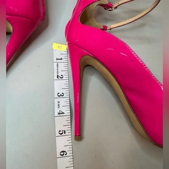 Giuseppe Zanotti Fuchsia Strappy Sandals