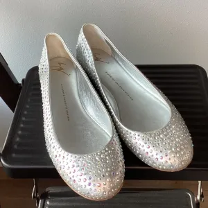 Giuseppe Zanotti Gemstone Crystal Studded Silver Leather Ballet Flats Size 10.5W