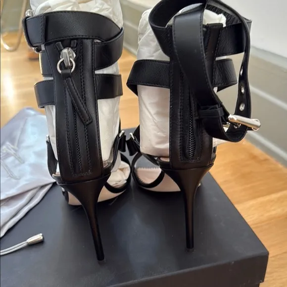 Giuseppe Zanotti Larissa Black Strappy Sandals