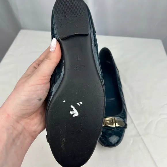 Gucci Blue Patent Leather Flats