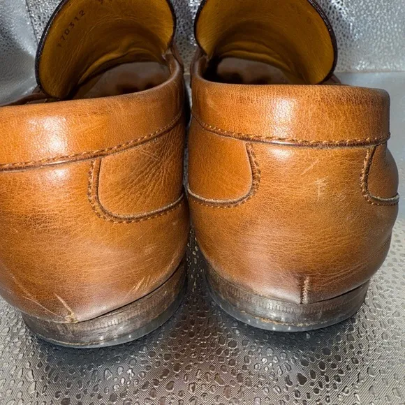 Gucci Brown Leather Slip-On Loafers with Classic Design size 9.5