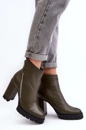 Heel boots Step in style