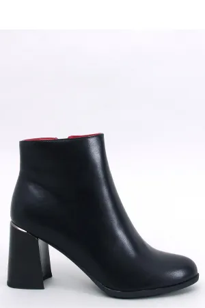 Heel boots