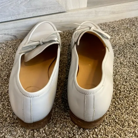 J Crew Women’s  9.5 white cream Academy Loafers Leather Slip On Flats Bow Detail