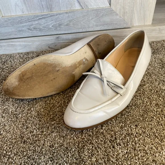 J Crew Women’s  9.5 white cream Academy Loafers Leather Slip On Flats Bow Detail
