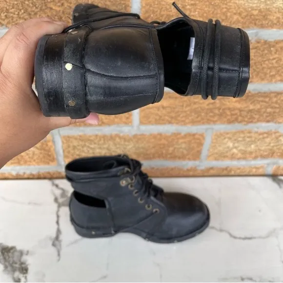 Jeffrey Campbell Rosie cutout boot size 7