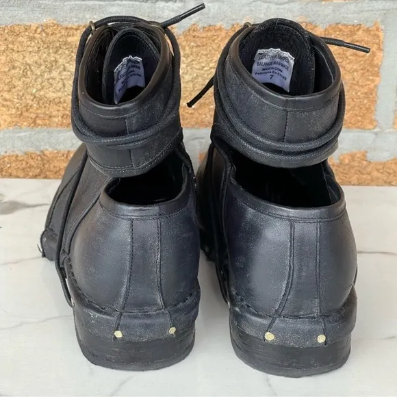 Jeffrey Campbell Rosie cutout boot size 7