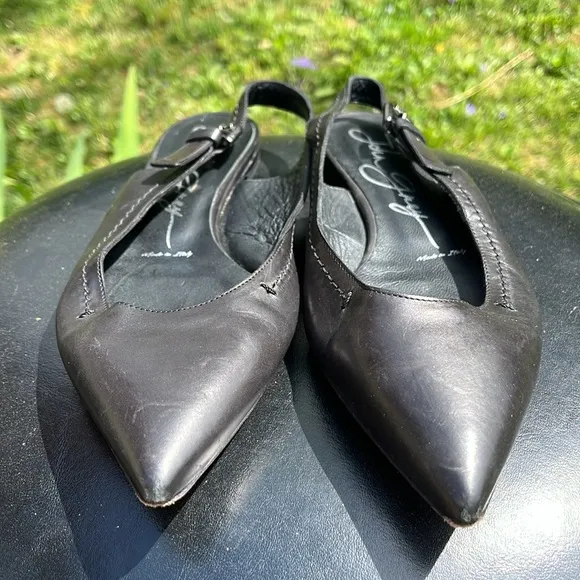 John Grey Black Pointed Toe Slingback Flats Womens size 39