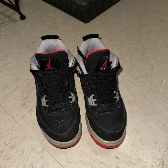Jordan 4 bred grade school