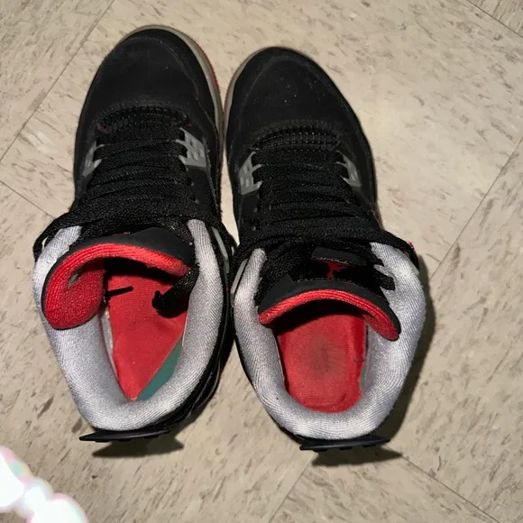 Jordan 4 bred grade school
