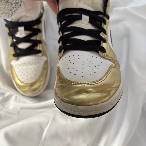 Jordan Gold and White Sneakers High-Top Design