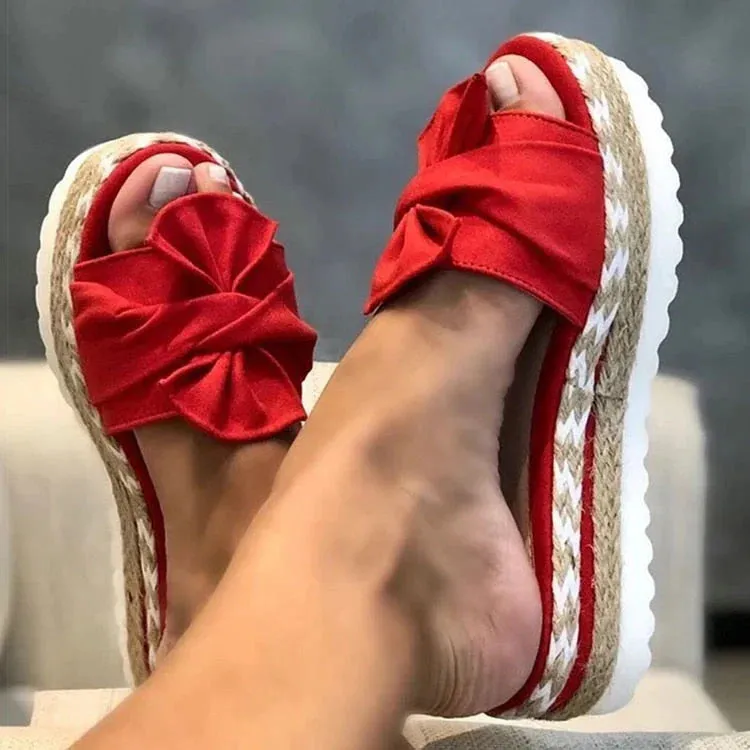 Keinna – Charmante plateau sandalen met strik