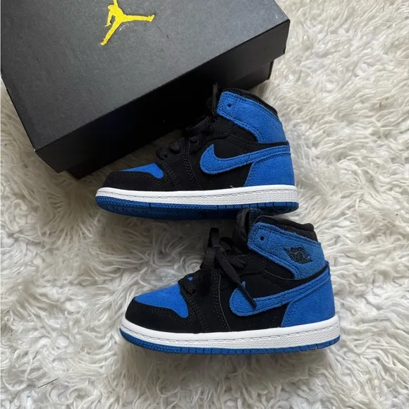 Kids Jordan High-Top Sneakers - Black and Blue