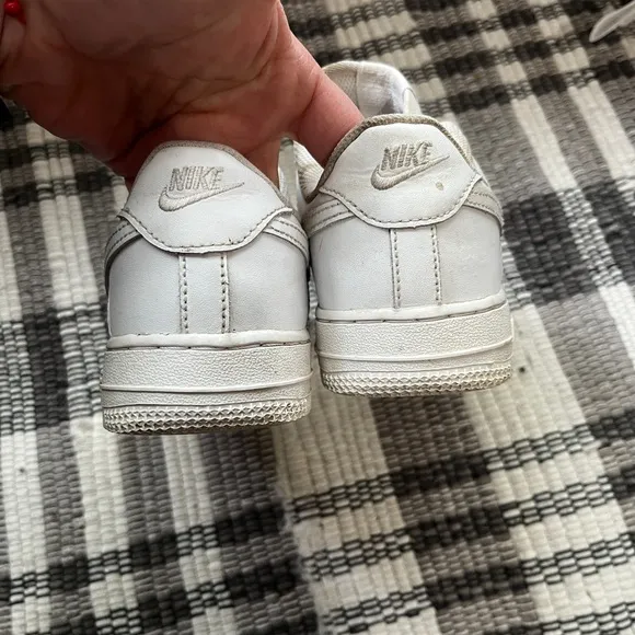 Kids Nike Air Force 1 Classic Design - Size 3Y