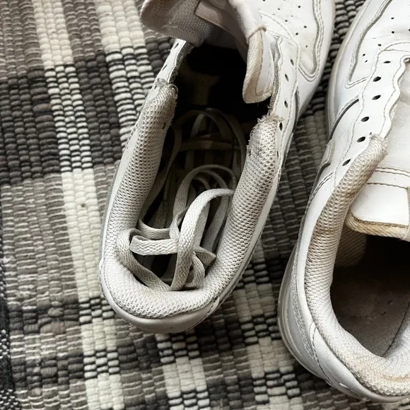 Kids Nike Air Force 1 Classic Design - Size 3Y