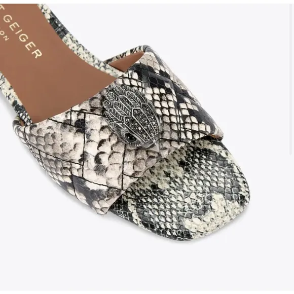 Kurt Geiger KENSINGTON FLAT SANDALSlides White Snake Print Size 8