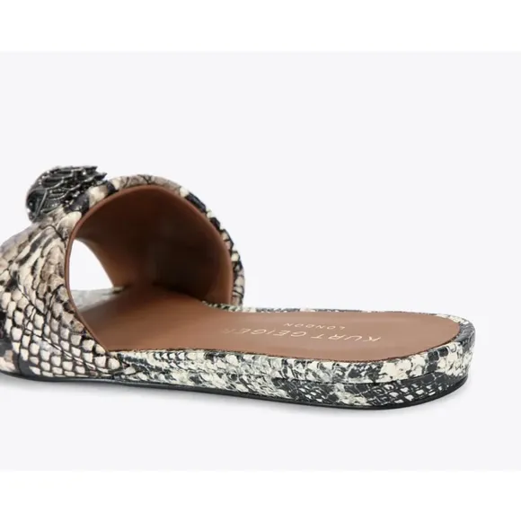Kurt Geiger KENSINGTON FLAT SANDALSlides White Snake Print Size 8