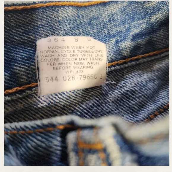 Levi’s 560 Vintage Jeans – Size 8 | 1998 High Rise Tapered Fit Denim Made in USA