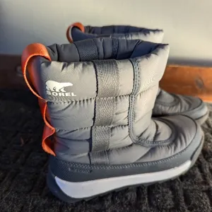 LIKE NEW Sorel Whitney II Puffy Mid Winter Boot