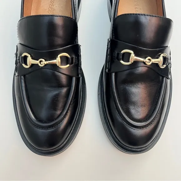 Madewell The Vernon Bit Hardware Loafer in Leather, Size 8