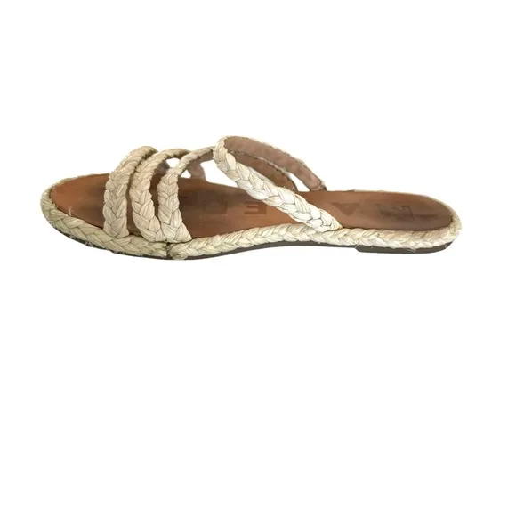 MANEBI Cream Natural Raffia Flat Sandals Slip On Slides Women’s Size 8.5