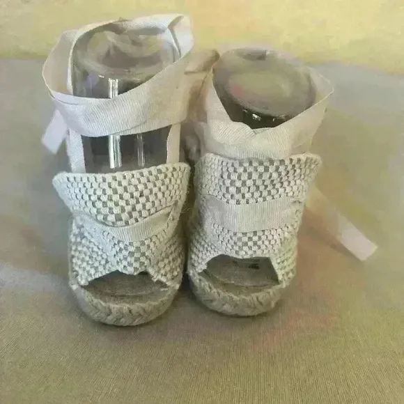 Manebi Hamptons Striped Canvas Espadrilles With Ankle Ties In Tan Size 39/9 NWOT
